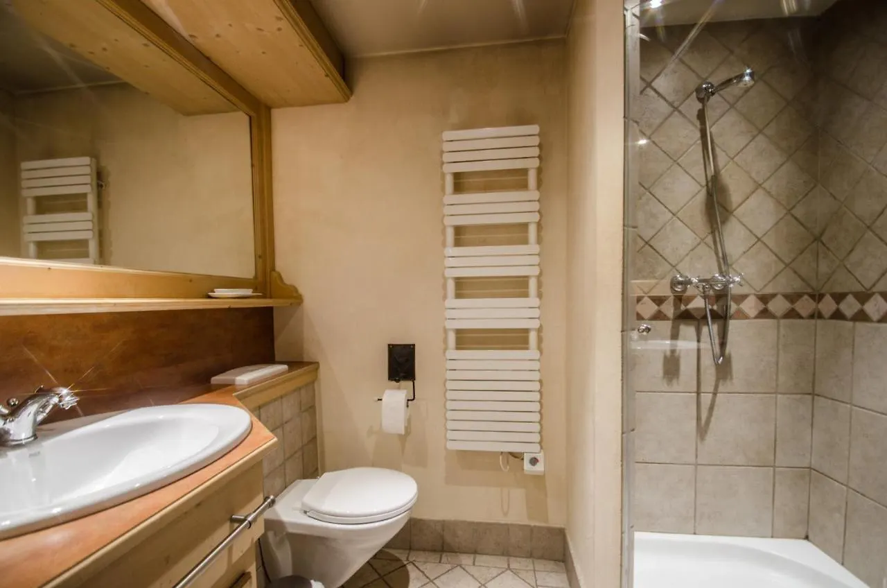 Residence Chalets Du Savoy Chamonix Apartment