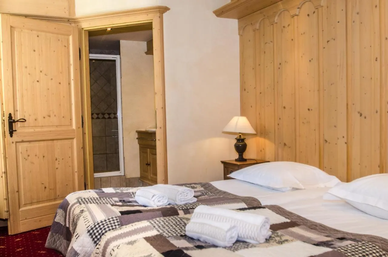 Residence Chalets Du Savoy Chamonix France