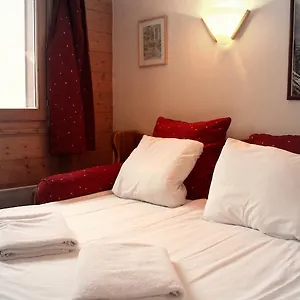 Apartment Sapaudia - Charm Town Centre Retreat, Chamonix